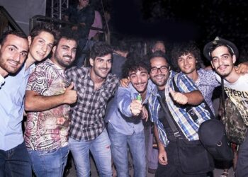 Concerto Carboidrati: una folla oceanica invade l’area portuale cirotana