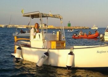 Partecipazione alla messa in suffragio delle vittime di mare a Crotone