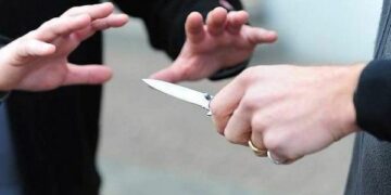 Lite sul lungomare di Ciro’ Marina, Sindaco fa visita al ferito