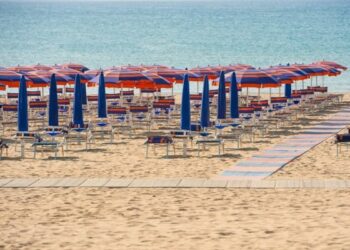 Ciro’ Marina, Comune a operatori: stabilimenti aperti a settembre