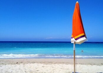 Turismo luglio a picco, Dell’Aquila (PD): la politica ha fallito