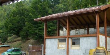 Sequestrato fabbricato abusivo a Villaggio Palumbo