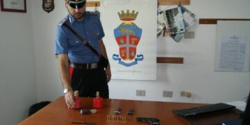 Roccabernarda: girava armato di pistola, arrestato 72enne