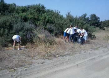 Ciro’ Marina, progetto spiagge pulite: conclusi i lavori