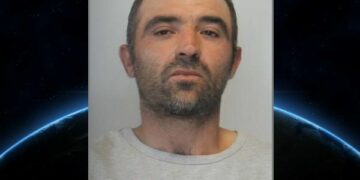 Isola Capo Rizzuto: violenta e rapina prostituta fingendosi poliziotto