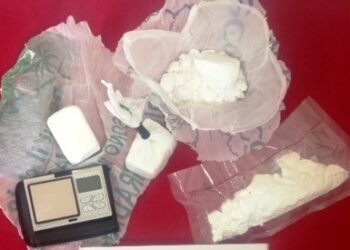 Cocaina nella cassaforte di casa, arrestato giovane cosentino