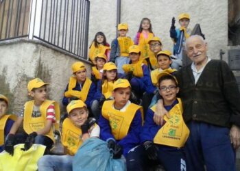 Puliamo il Mondo, bimbi invadono il centro storico di Saracena