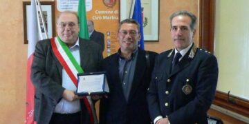 Ciro’ Marina, il maresciallo Leonardo Santoro va in pensione