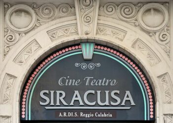 Fast food o supermercato al posto del teatro Siracusa di Reggio?