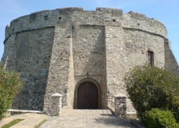 Workshop di pittura nella Torre Aragonese di Melissa