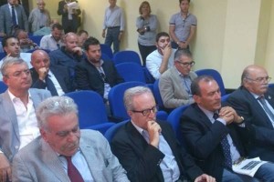 Vallone e alcuni consiglieri