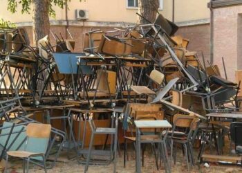 Ancora tagli di cattedre, 69 nelle scuole crotonesi