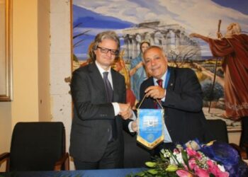 Il Rotary Club premia il magistrato Massimo Forciniti