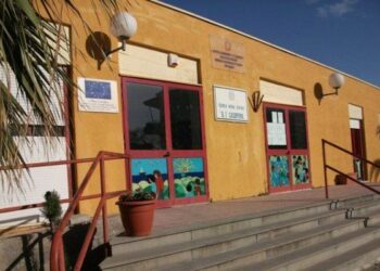 Ciro’ Marina, danni durante le vacanze alla scuola Casopero