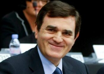 Mezzogiorno non usa i fondi europei, governo li sposta