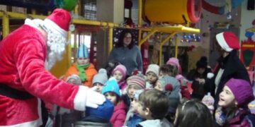 Ciro’ Marina, il trenino di Babbo Natale alla Baby Kinder Park