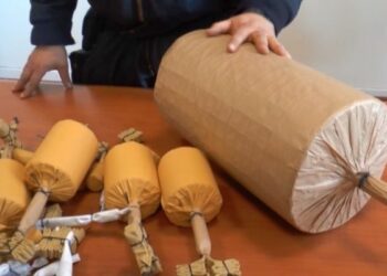 Da ‘Rambo’ a ‘Star wars’, tonnellate di botti pericolosi sequestrati in Calabria