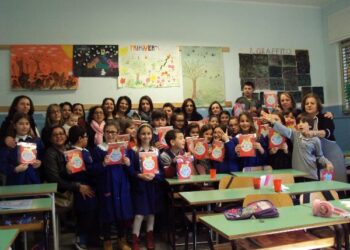 Il Sindaco festeggia l’arrivo del Natale con i bambini della Scuola Ferrari