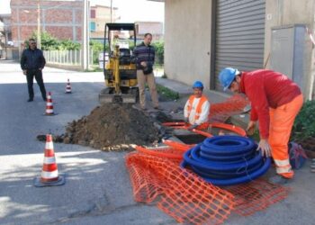 Internet veloce, partiti lavori per la fibra ottica nel crotonese