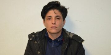 Crotone, minaccia di morte genitori per avere soldi: arrestata 30enne