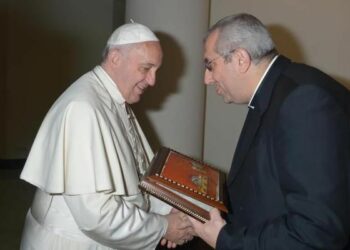 Calabria: la riproduzione delle tavole del Codex a Papa Francesco