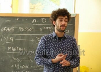 Pasquale dei ‘Carboidrati’ visita scuola elementare