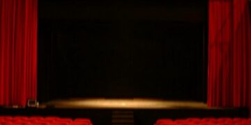 Teatro, parte a Ciro’ Marina ‘Sipario d’inverno’