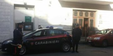 Crotone: chiede soldi in cambio di lavoro, arrestato dipendente provinciale