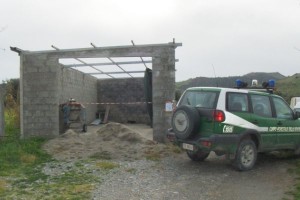 Crucoli_fabbricato abusivo