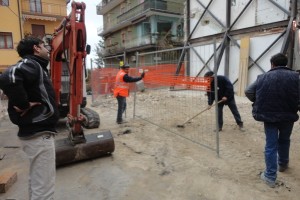 Demolizione stabile a Papanice