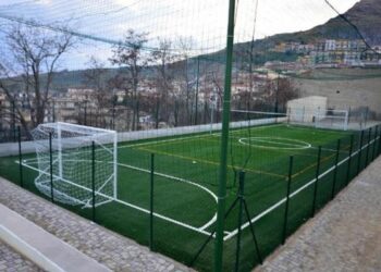 Un impianto sportivo nel cuore del centro storico a Cassano all’Ionio
