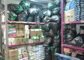 Prodotti pericolosi e lavoratori in nero, blitz della finanza a Paola