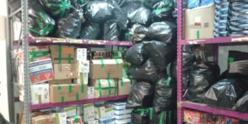 Prodotti pericolosi e lavoratori in nero, blitz della finanza a Paola