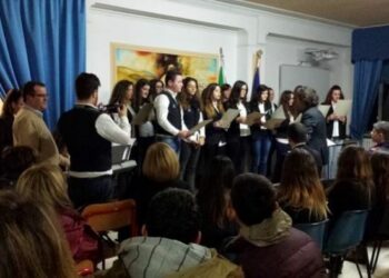 Gli studenti di Ciro’ ricordano la Shoah e gridano: ‘mai più’