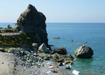 Amantea, ambientalisti contro barriera a Coreca: ‘rovina il paesaggio’