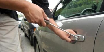 Isola Capo Rizzuto: auto rubata ma ritrovata tramite il gps, denunciati 3 minori