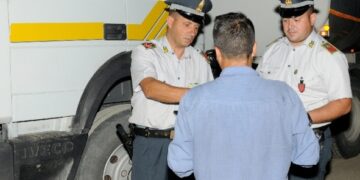 Sequestrati 18 mila litri di gasolio agricolo sulla SS106