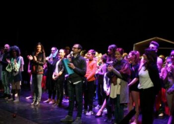 Crotone, all’Apollo 150 ballerini per ‘La Mela’