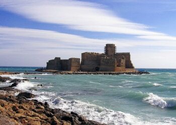 Il castello di Le Castella apre ai matrimoni civili