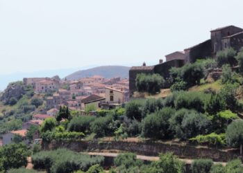 Civita e Gerace in gara per il ‘Il Borgo dei Borghi’ a Kilimangiaro
