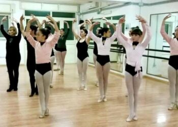 Stage di danza a Crotone con l’étoile Diana Ferrara