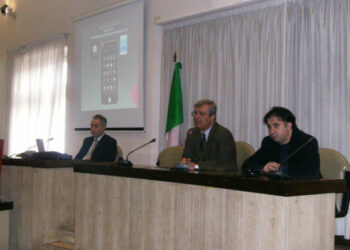 Il Comune a portata di cellulare con il nuovo sistema di messaggistica gratuito