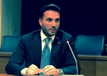 De Rose (FI): “Fitto abbia il coraggio di fondare un nuovo partito”