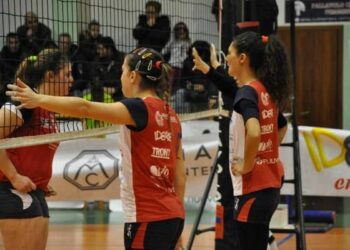 Pallavolo, vittoria facile facile per il Crotone contro il Cosenza