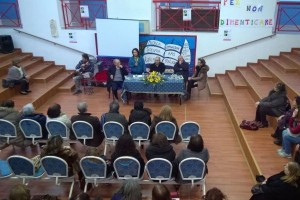 Presentazione di Al di la' di me di Roberta Manfredi (2)