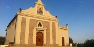 Crucoli e la Madonna di Manipuglia tra storia e fede