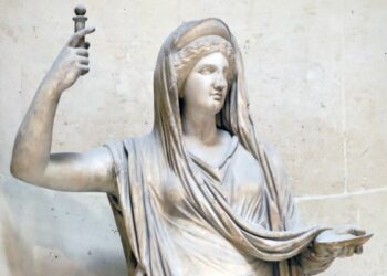 Sondaggio nome teatro, i crotonesi preferiscono Hera la sovrana dell’Olimpo