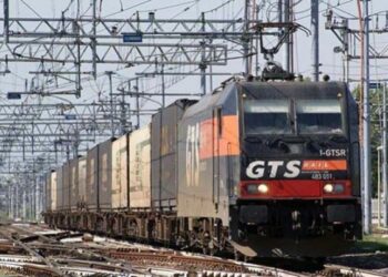 Riparte treno portacontainer tra Bari e Gioia Tauro