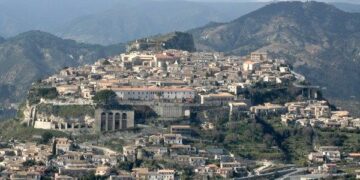 Calabria: Gerace uno dei Borghi piu’ belli d’Italia