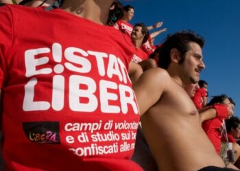 ‘E!state Liberi’, giovani volontari nei campi confiscati alla mafia